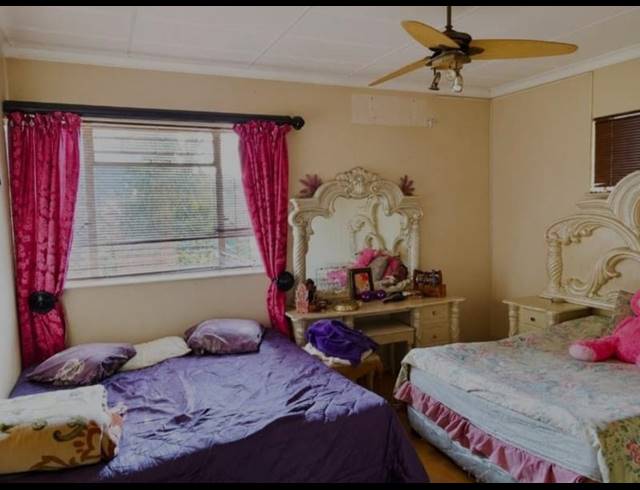 3 BEDROOM HOUSE FOR SALE IN KWAGGASRAND